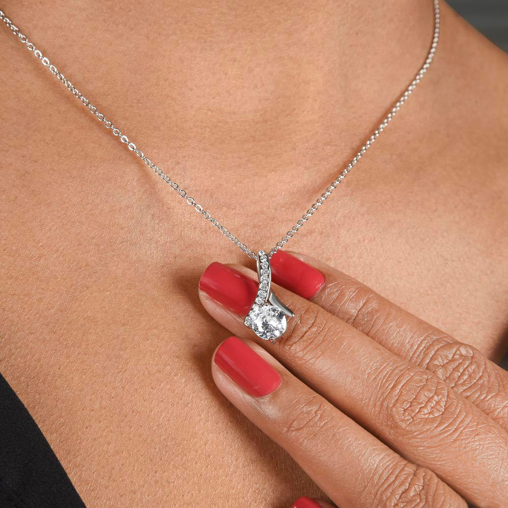 Alluring Beauty Necklace - For Wife/Girlfriend
